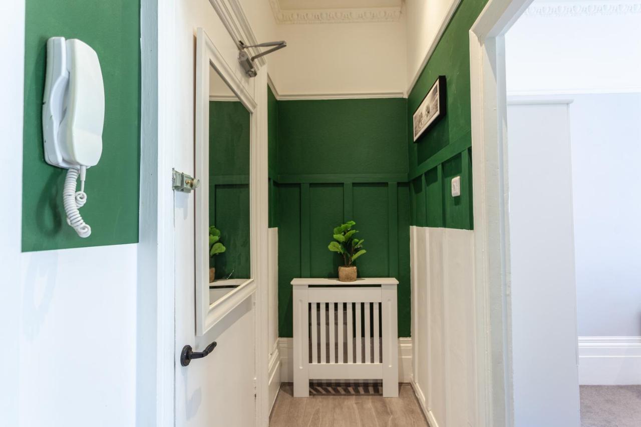 Hove Seaside Getaway Apartments מראה חיצוני תמונה