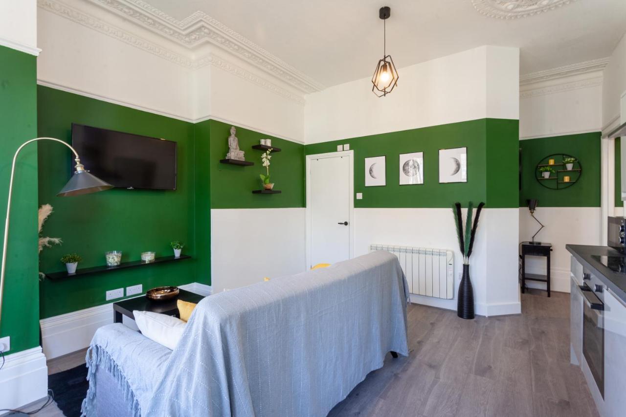 Hove Seaside Getaway Apartments מראה חיצוני תמונה