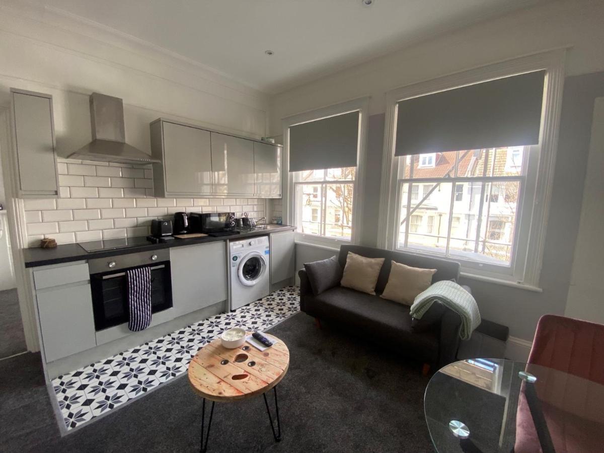 Hove Seaside Getaway Apartments מראה חיצוני תמונה