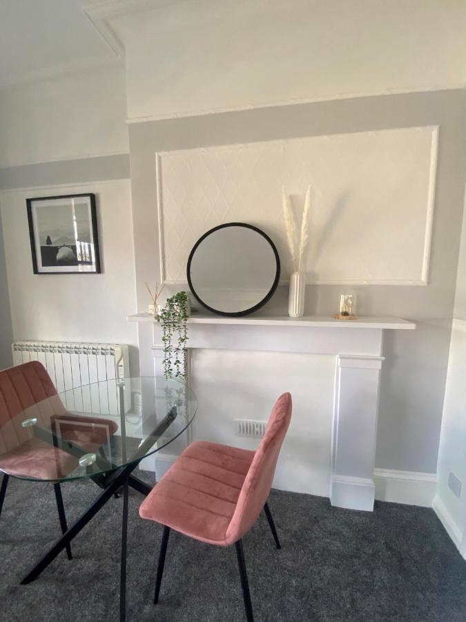 Hove Seaside Getaway Apartments מראה חיצוני תמונה